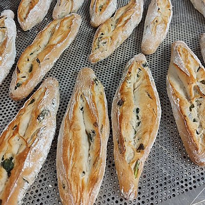 Neue Bärlauchweckerl